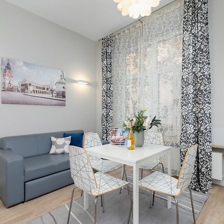 Central Planty Park Apartment Lobzowska By Noclegi Renters Krakow Dış mekan fotoğraf