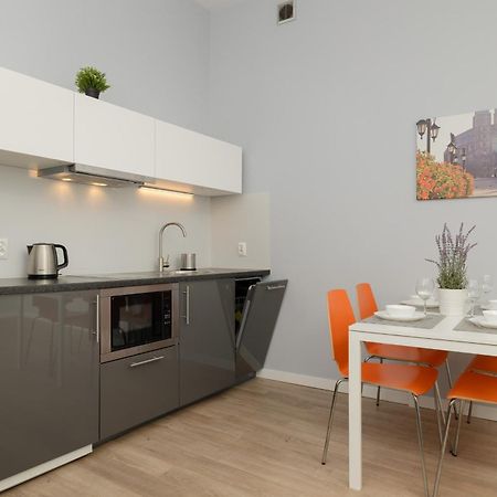 Central Planty Park Apartment Lobzowska By Noclegi Renters Krakow Dış mekan fotoğraf