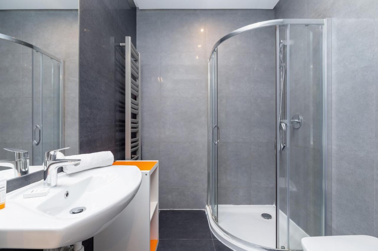 Central Planty Park Apartment Lobzowska By Noclegi Renters Krakow Dış mekan fotoğraf