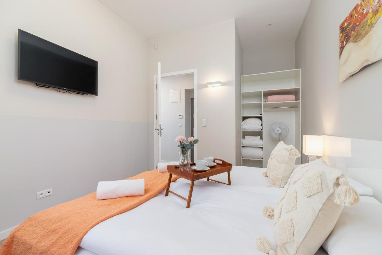 Central Planty Park Apartment Lobzowska By Noclegi Renters Krakow Dış mekan fotoğraf