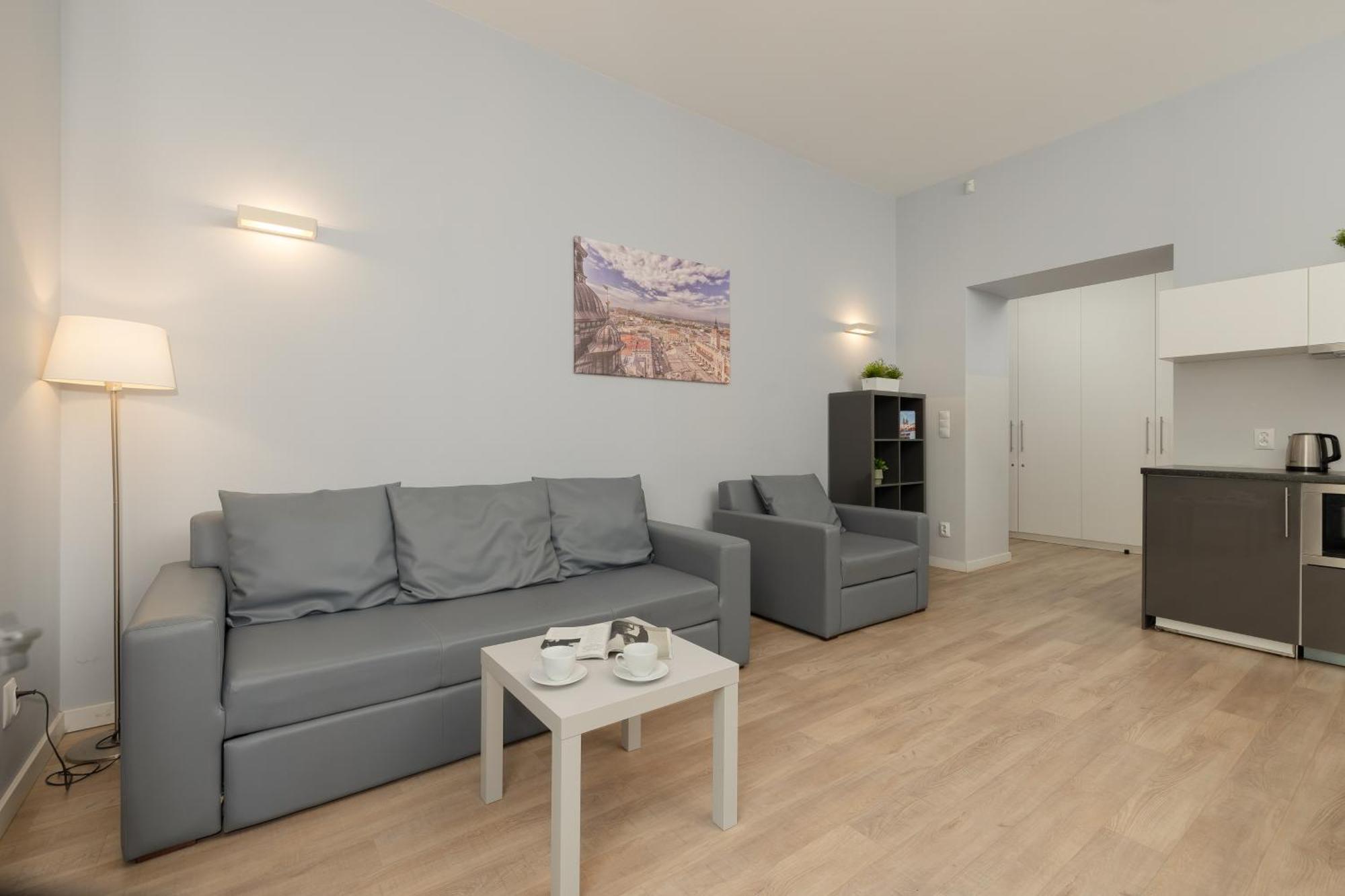 Central Planty Park Apartment Lobzowska By Noclegi Renters Krakow Dış mekan fotoğraf